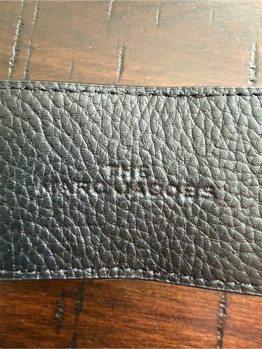 Marc Jacobs Black Leather Shoulder Strap with Silver Star Studs - Picture 3 of 6